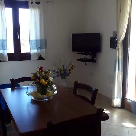 Sa Petra Ruja 300 M Dal Mare - 4 Ospiti, Veranda E Bbq Apartment *