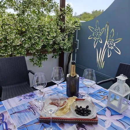 Апартаменты Sa Petra Ruja 300 M Dal Mare - 4 Ospiti, Veranda E Bbq
